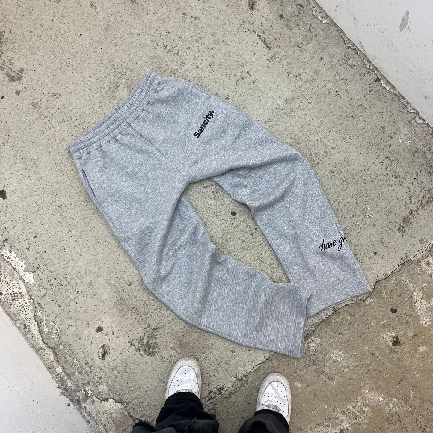 chase greatness sweatpants grey.